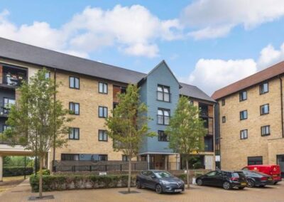 1 Bed Flat, Teal House. £1,450.00 PCM.