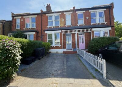 3 Bed House, Mackenzie Road. £2,500.00 PCM