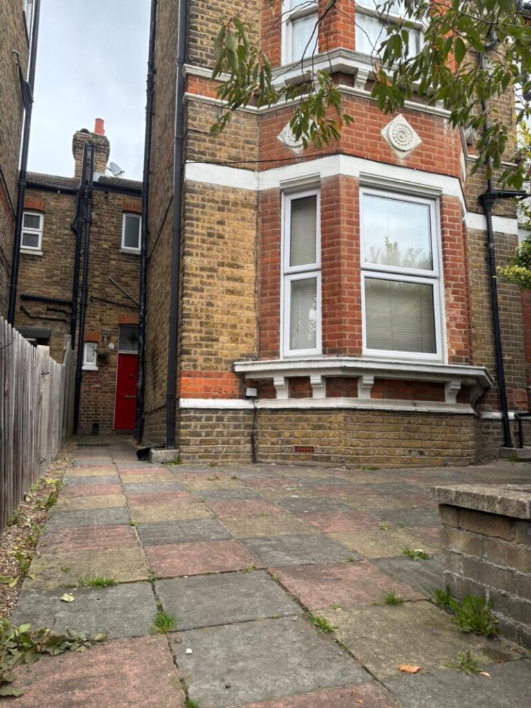 1 Bed Flat, Beckenham £1395.00 PCM